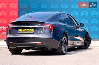 Седан Tesla Model 3 2024 в Киеве фото 4 Седан Tesla Model 3 2024 в Киеве