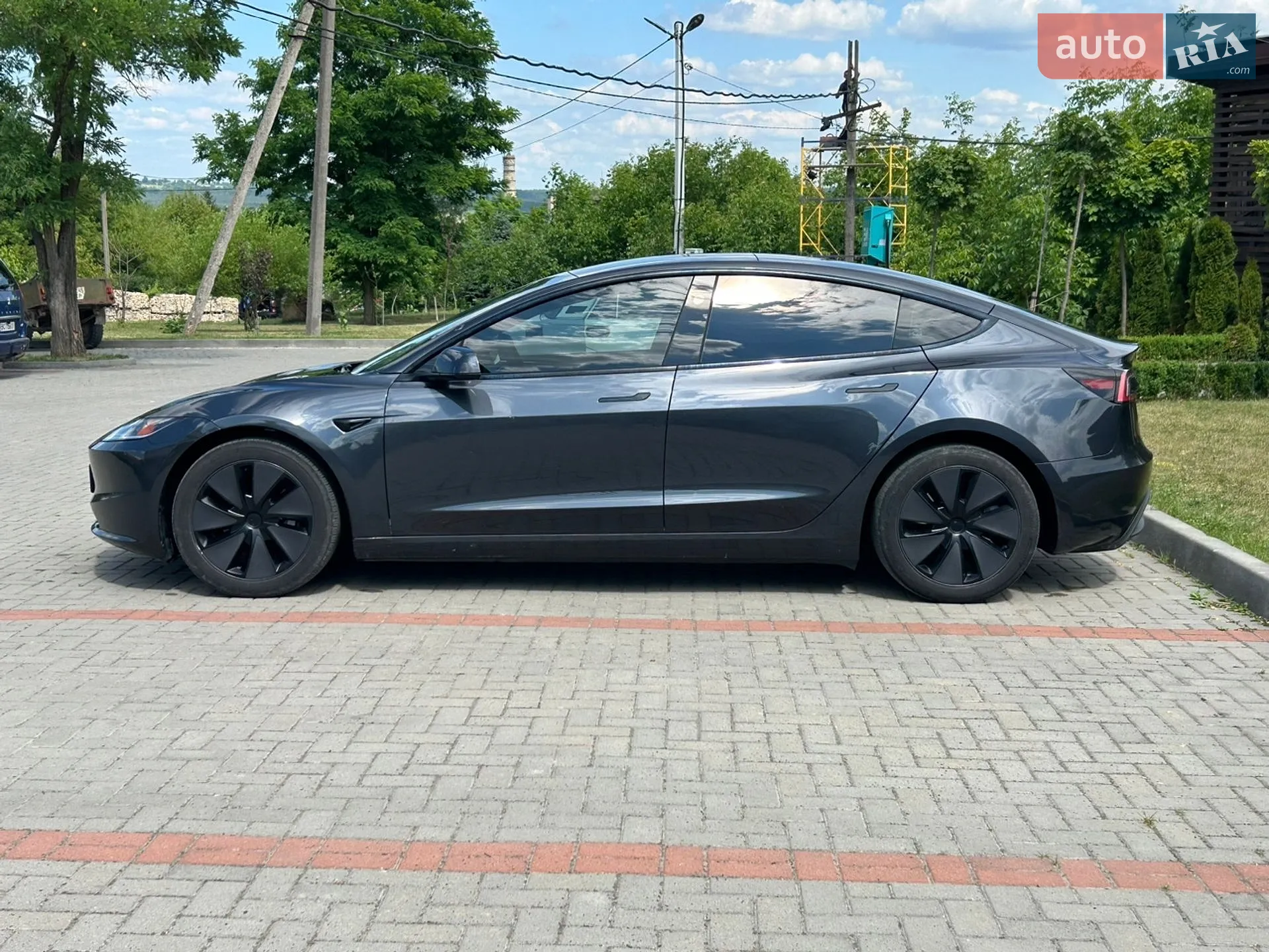 2024 Tesla Model 3 - мініатюра 8