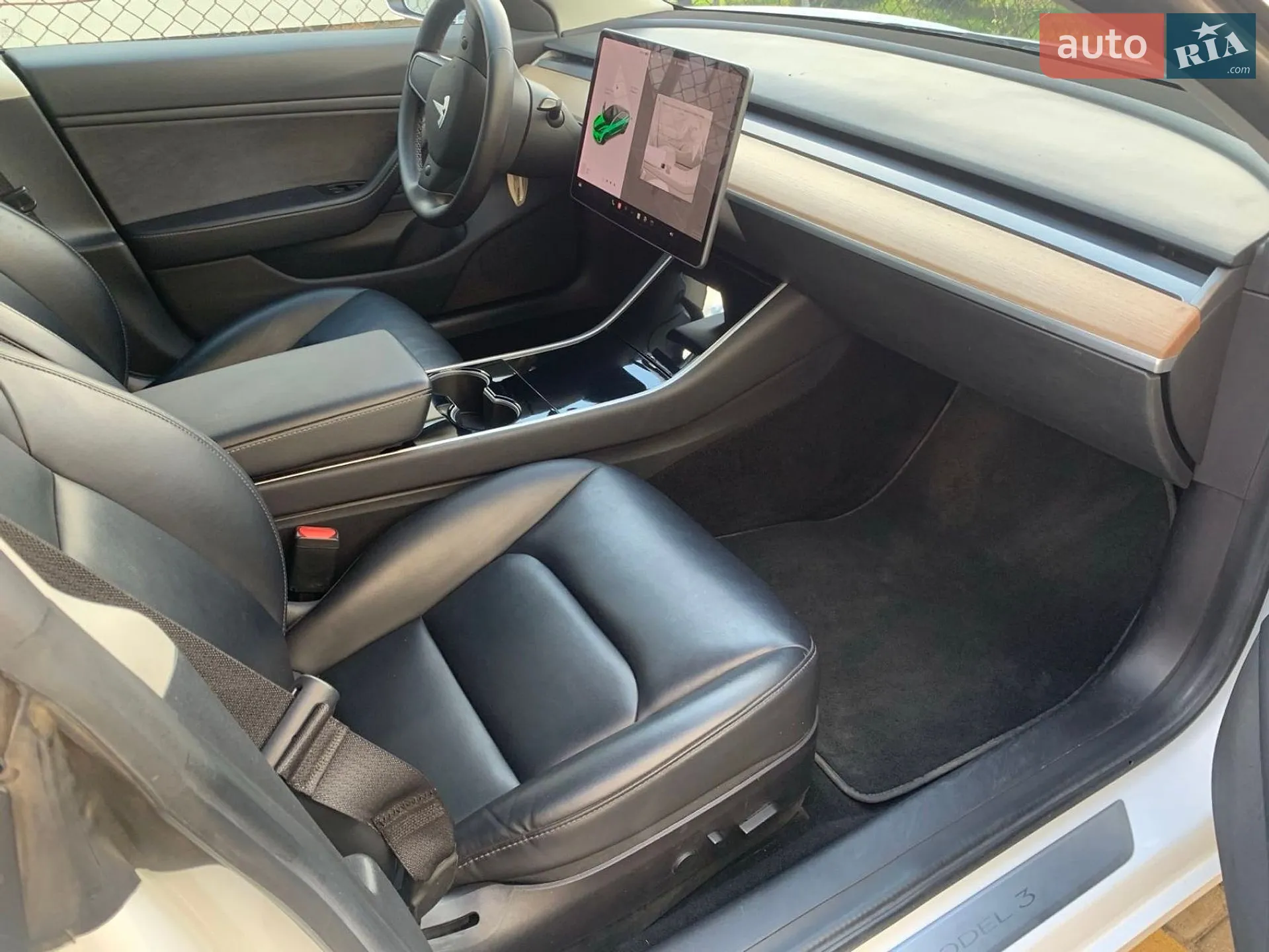 2019 Tesla Model 3 - мініатюра 10
