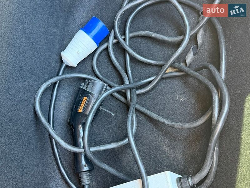 Седан Tesla Model 3 2018 в Одессе