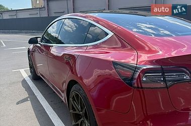 Седан Tesla Model 3 2019 в Обухові