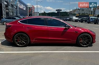 Седан Tesla Model 3 2019 в Обухові