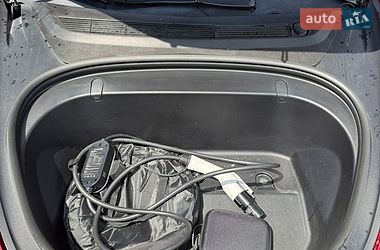 Седан Tesla Model 3 2019 в Обухові