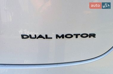Седан Tesla Model 3 2020 в Киеве