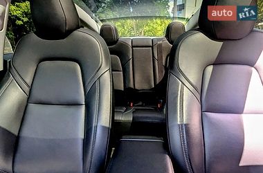 Седан Tesla Model 3 2020 в Киеве