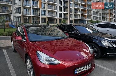 Седан Tesla Model 3 2018 в Ірпені