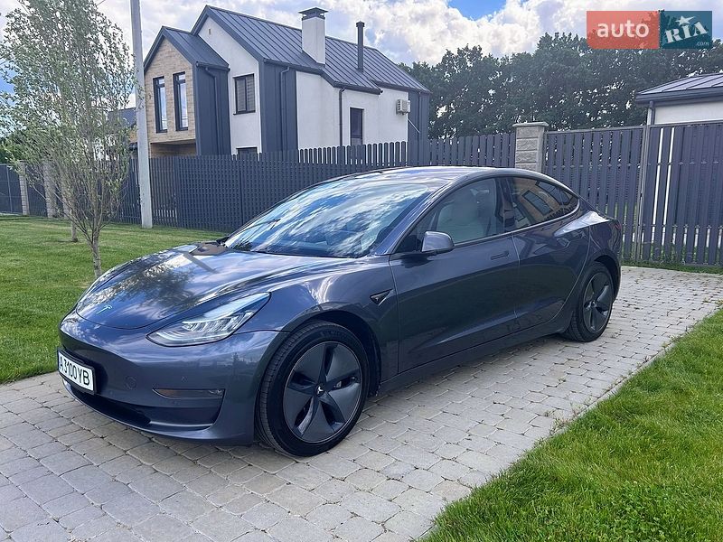Tesla Model 3 2018