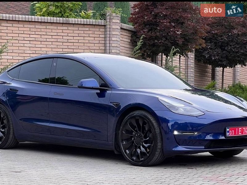 Седан Tesla Model 3 2022 в Черновцах фото Седан Tesla Model 3 2022 в Черновцах