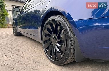 Седан Tesla Model 3 2022 в Черновцах фото 12 Седан Tesla Model 3 2022 в Черновцах