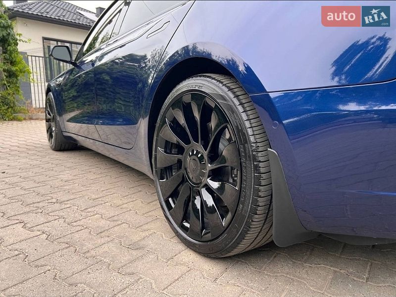 Седан Tesla Model 3 2022 в Черновцах фото 12 Седан Tesla Model 3 2022 в Черновцах