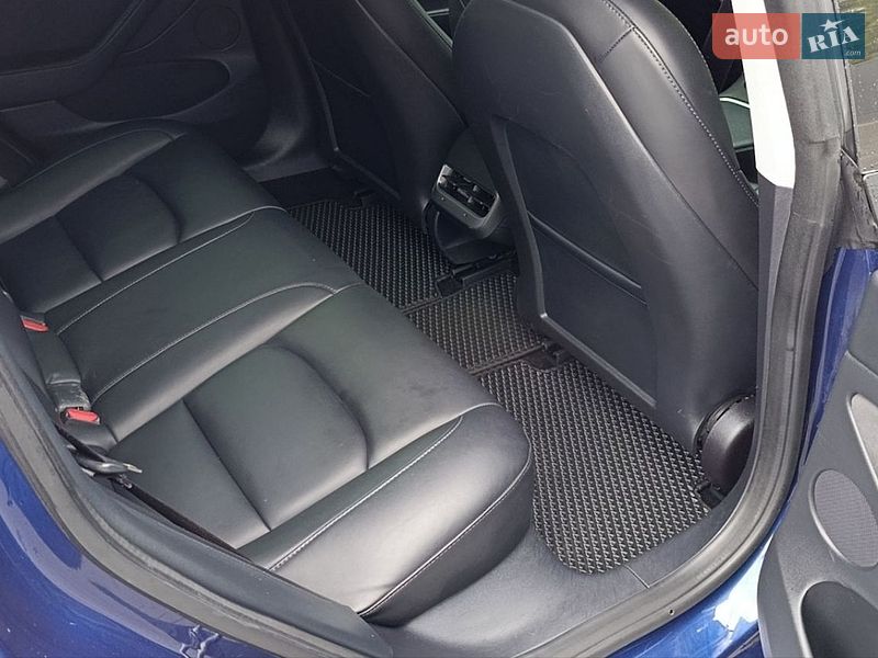 Седан Tesla Model 3 2022 в Черновцах фото 32 Седан Tesla Model 3 2022 в Черновцах