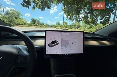 Седан Tesla Model 3 2021 в Кропивницком