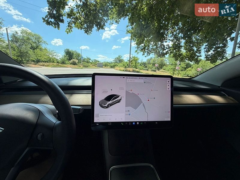 Седан Tesla Model 3 2021 в Кропивницком