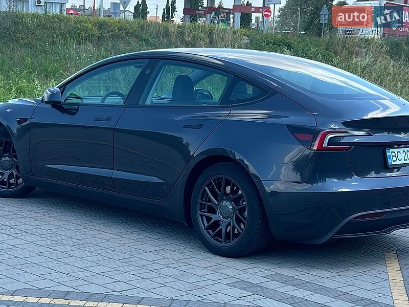 Седан Tesla Model 3 2024 в Стрые фото 7 Седан Tesla Model 3 2024 в Стрые