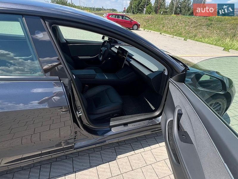 Седан Tesla Model 3 2024 в Стрые фото 25 Седан Tesla Model 3 2024 в Стрые
