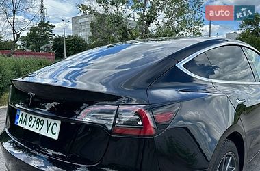Седан Tesla Model 3 2019 в Днепре