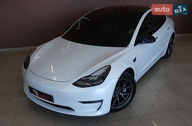 Седан Tesla Model 3 2021 в Одессе