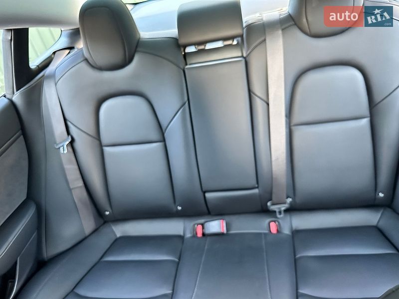 Седан Tesla Model 3 2018 в Хмельницком