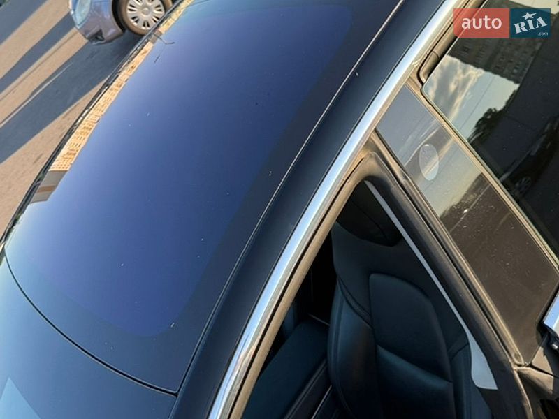 Седан Tesla Model 3 2018 в Одесі