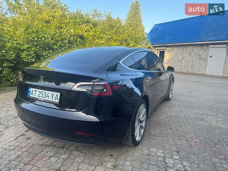 Седан Tesla Model 3 2018 в Долине фото 18 Седан Tesla Model 3 2018 в Долине