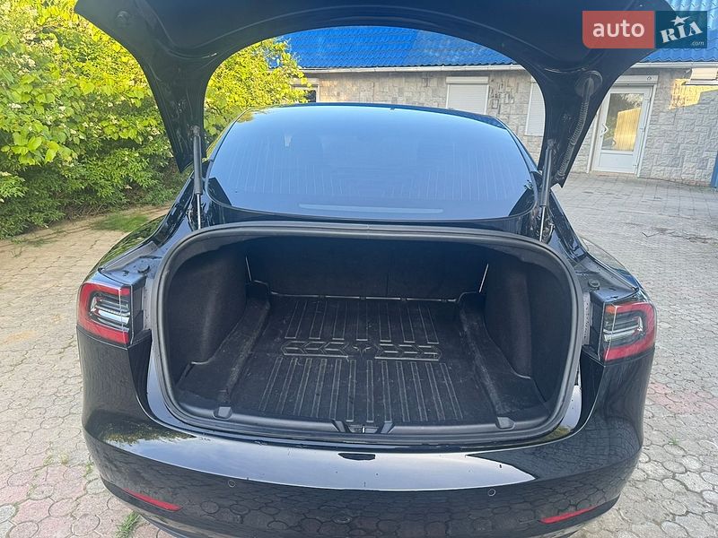 Седан Tesla Model 3 2018 в Долине фото 38 Седан Tesla Model 3 2018 в Долине