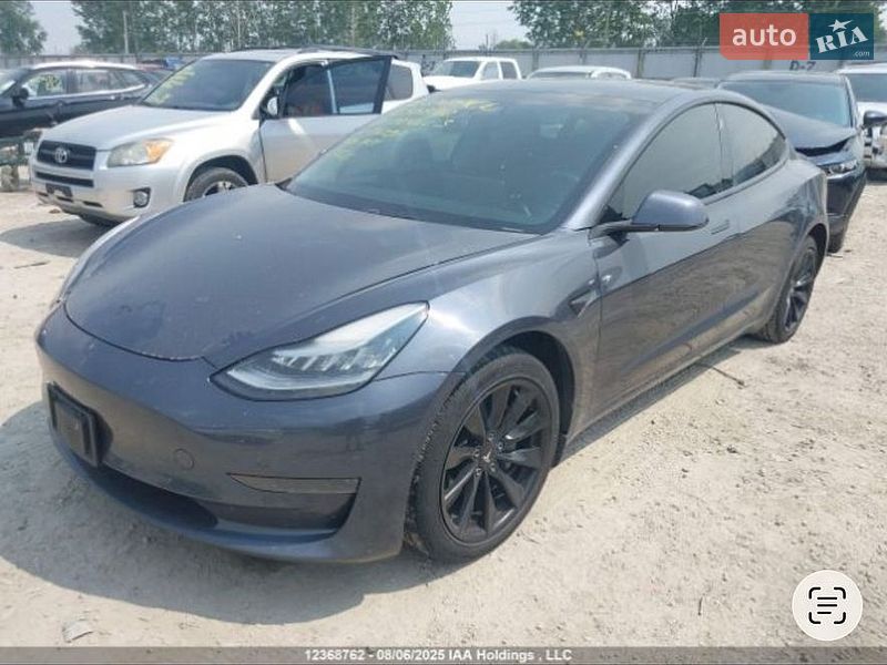 Седан Tesla Model 3 2020 в Дніпрі фото 25 Седан Tesla Model 3 2020 в Дніпрі