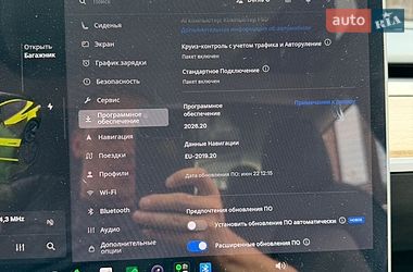 Седан Tesla Model 3 2023 в Чернигове