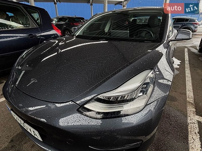 Tesla Model 3 2020 Tesla Model 3 2020