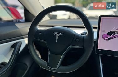 Седан Tesla Model 3 2019 в Ивано-Франковске