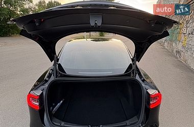 Седан Tesla Model 3 2022 в Днепре