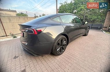 Седан Tesla Model 3 2024 в Луцке фото 7 Седан Tesla Model 3 2024 в Луцке