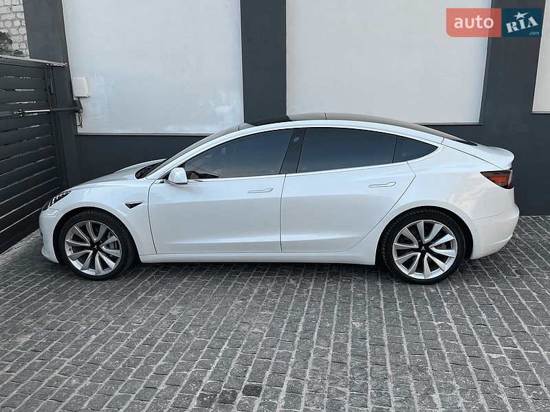 Седан Tesla Model 3 2020 в Житомире фото 4 Седан Tesla Model 3 2020 в Житомире