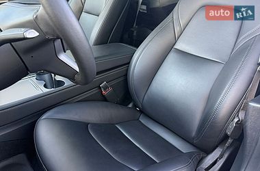 Седан Tesla Model 3 2023 в Одессе