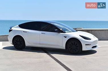 Седан Tesla Model 3 2020 в Одесі