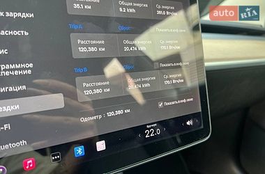 Седан Tesla Model 3 2019 в Киеве
