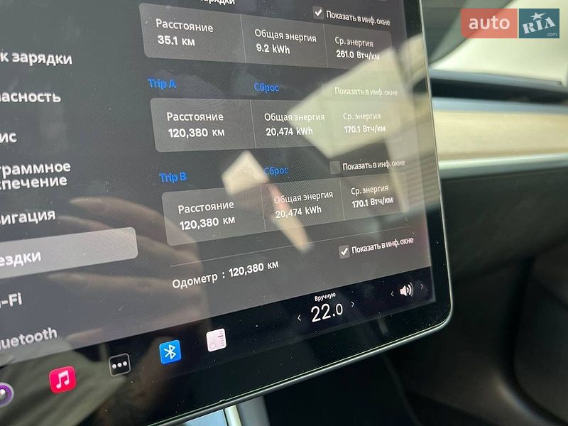 Седан Tesla Model 3 2019 в Киеве