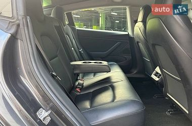 Седан Tesla Model 3 2019 в Киеве