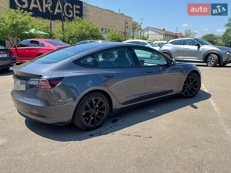 Седан Tesla Model 3 2018 в Киеве фото 5 Седан Tesla Model 3 2018 в Киеве