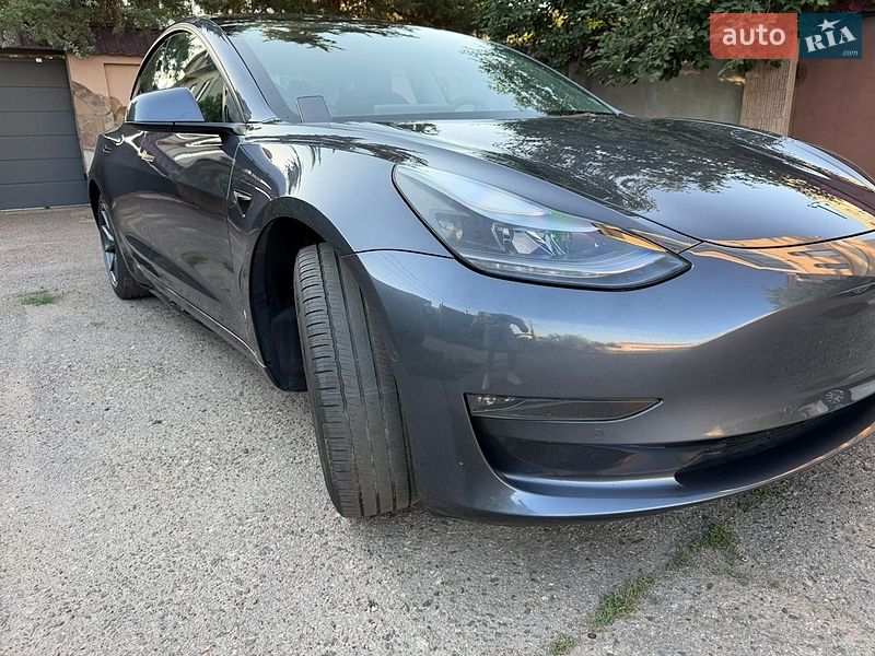 Седан Tesla Model 3 2022 в Одессе