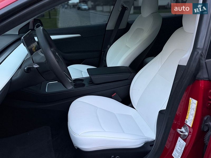Седан Tesla Model 3 2022 в Одесі
