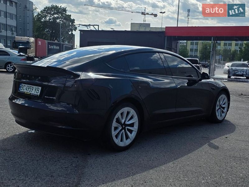 Седан Tesla Model 3 2021 в Львові фото 5 Седан Tesla Model 3 2021 в Львові