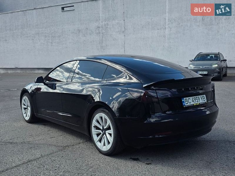 Седан Tesla Model 3 2021 в Львове фото 3 Седан Tesla Model 3 2021 в Львове