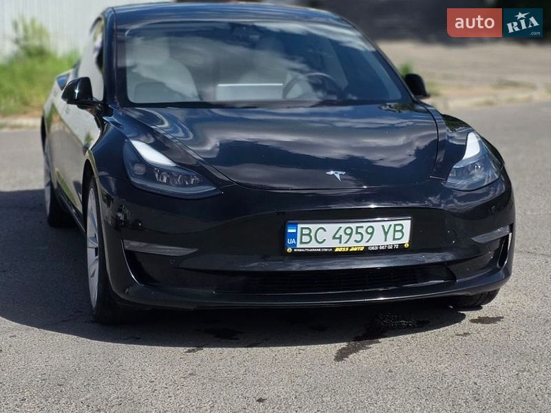 Седан Tesla Model 3 2021 в Львові фото 7 Седан Tesla Model 3 2021 в Львові