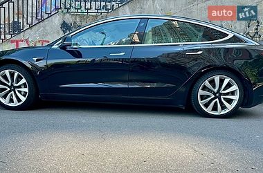 Седан Tesla Model 3 2019 в Києві