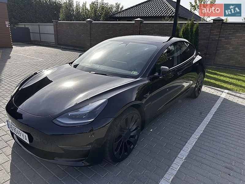 Tesla Model 3 2021