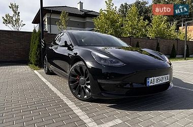 Седан Tesla Model 3 2021 в Житомирі