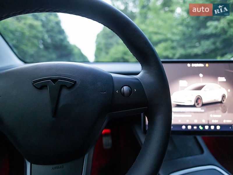 Седан Tesla Model 3 2023 в Львове фото 34 Седан Tesla Model 3 2023 в Львове