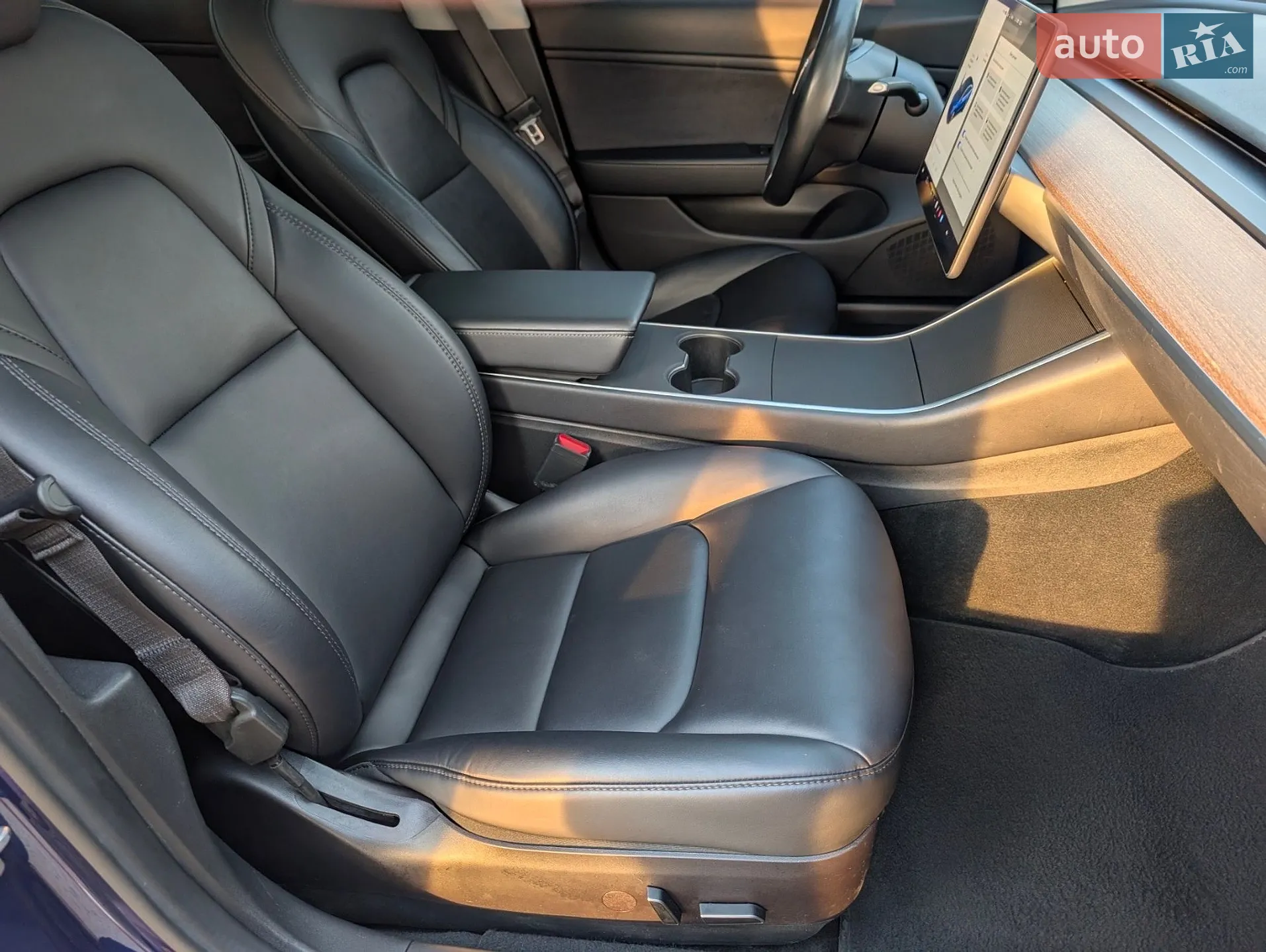 2018 Tesla Model 3 - мініатюра 11