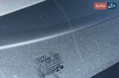 Седан Tesla Model 3 2024 в Дніпрі