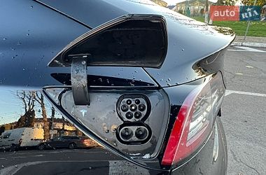 Седан Tesla Model 3 2020 в Радивилове